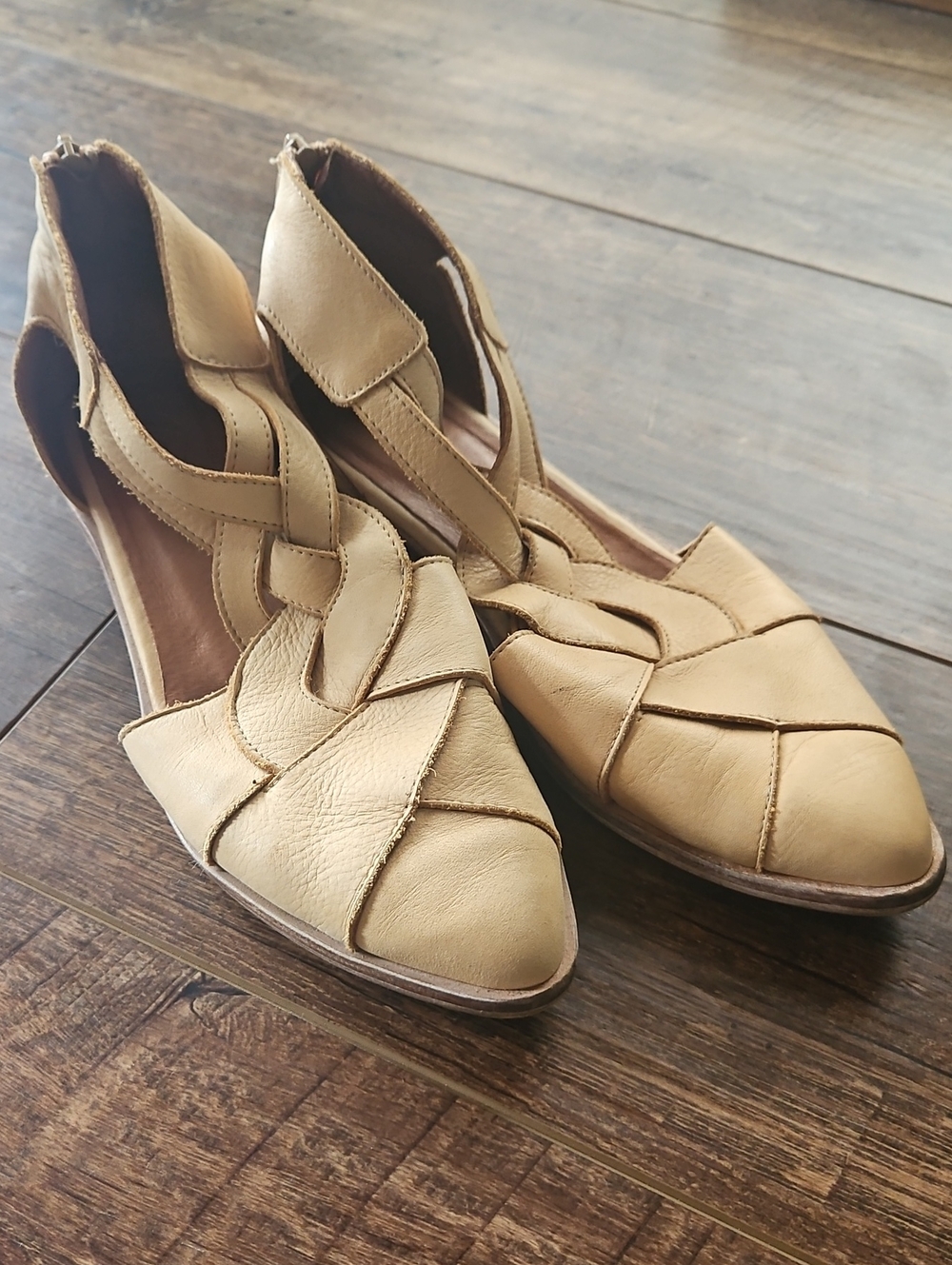 Free People Wanderlust Tan Leather Braided Flats 37